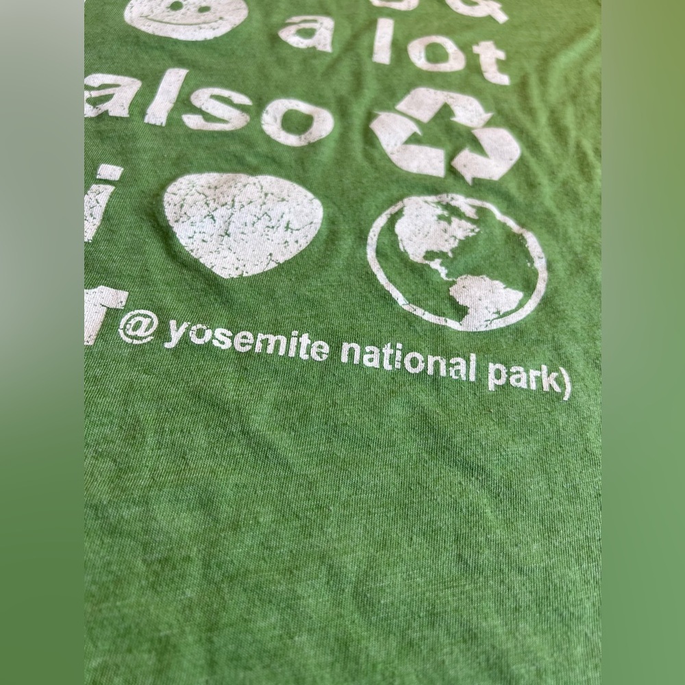 RARE Yosemite Jones & Mitchell Think Smile Recycle Tee Shirt Green Size Medium - Picture 5 of 8
